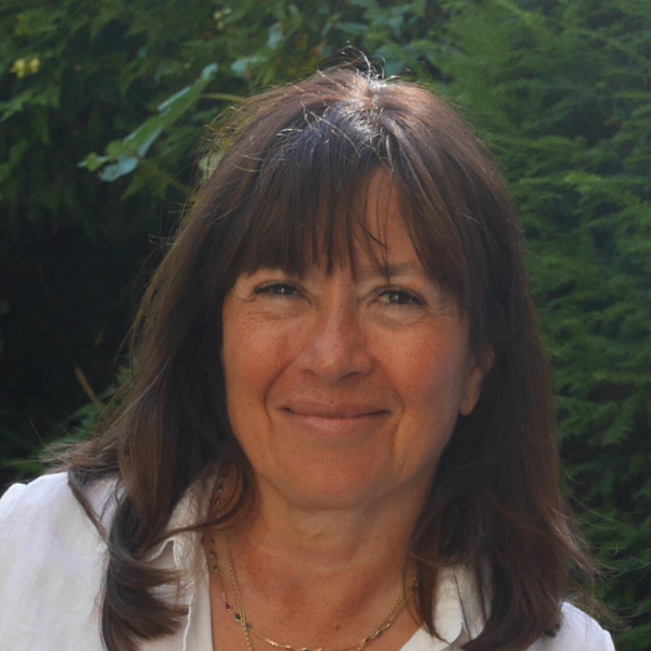 Interview with Daisy Goodwin the author of Diva artwork