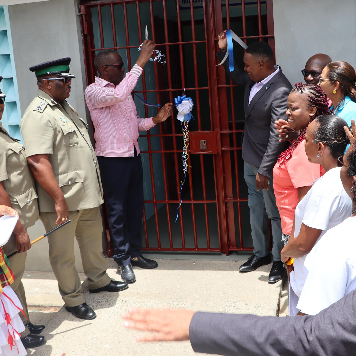 Opening ceremony of the medical unit at the Bordelais Correctional Facility episode artwork