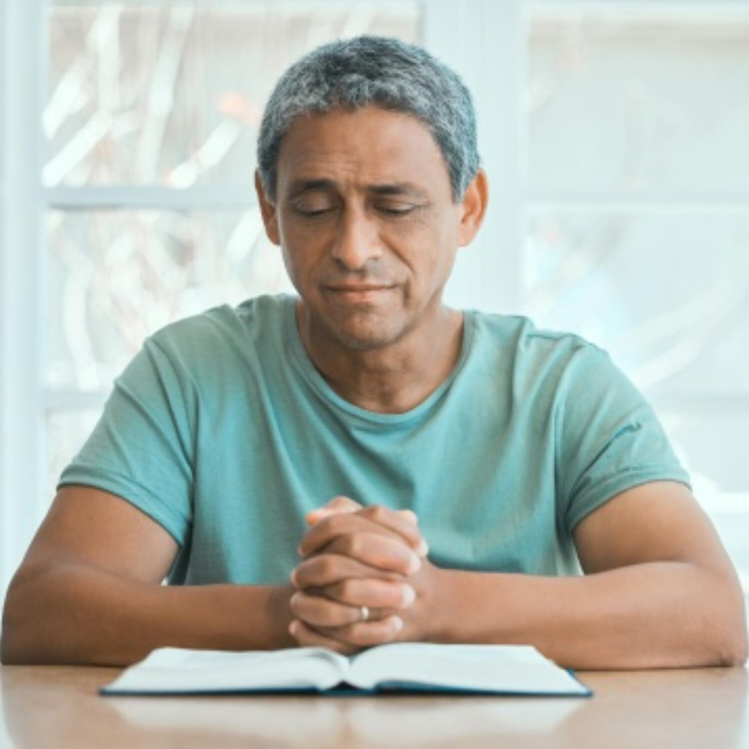 Modlit se v pokoře srdce