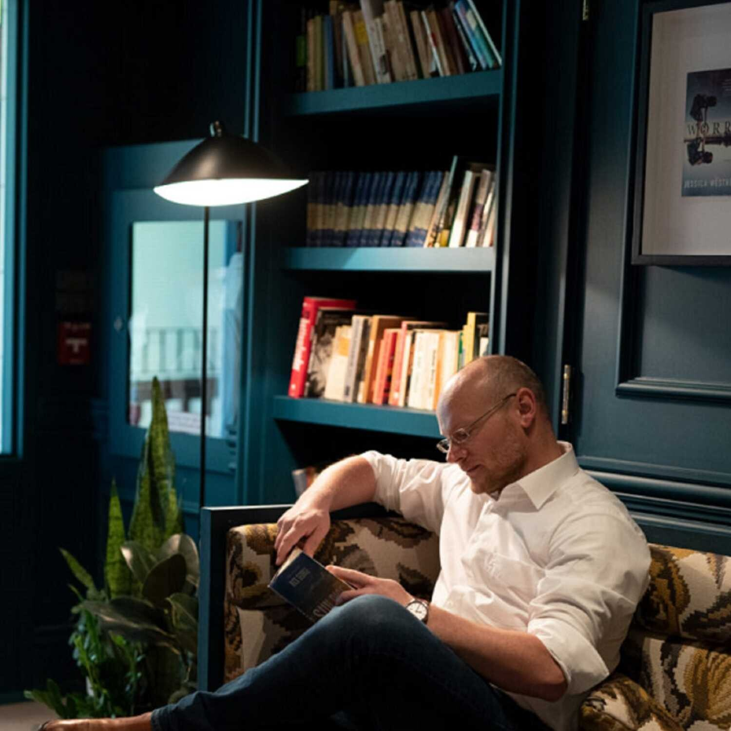 How to Elevate Your Business Skills to The Next level as an Entrepreneur with Alex Brueckmann