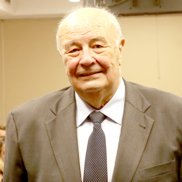 Entrevista a entrevista a Manuel López-López, doctor en Ingeniería Naval artwork