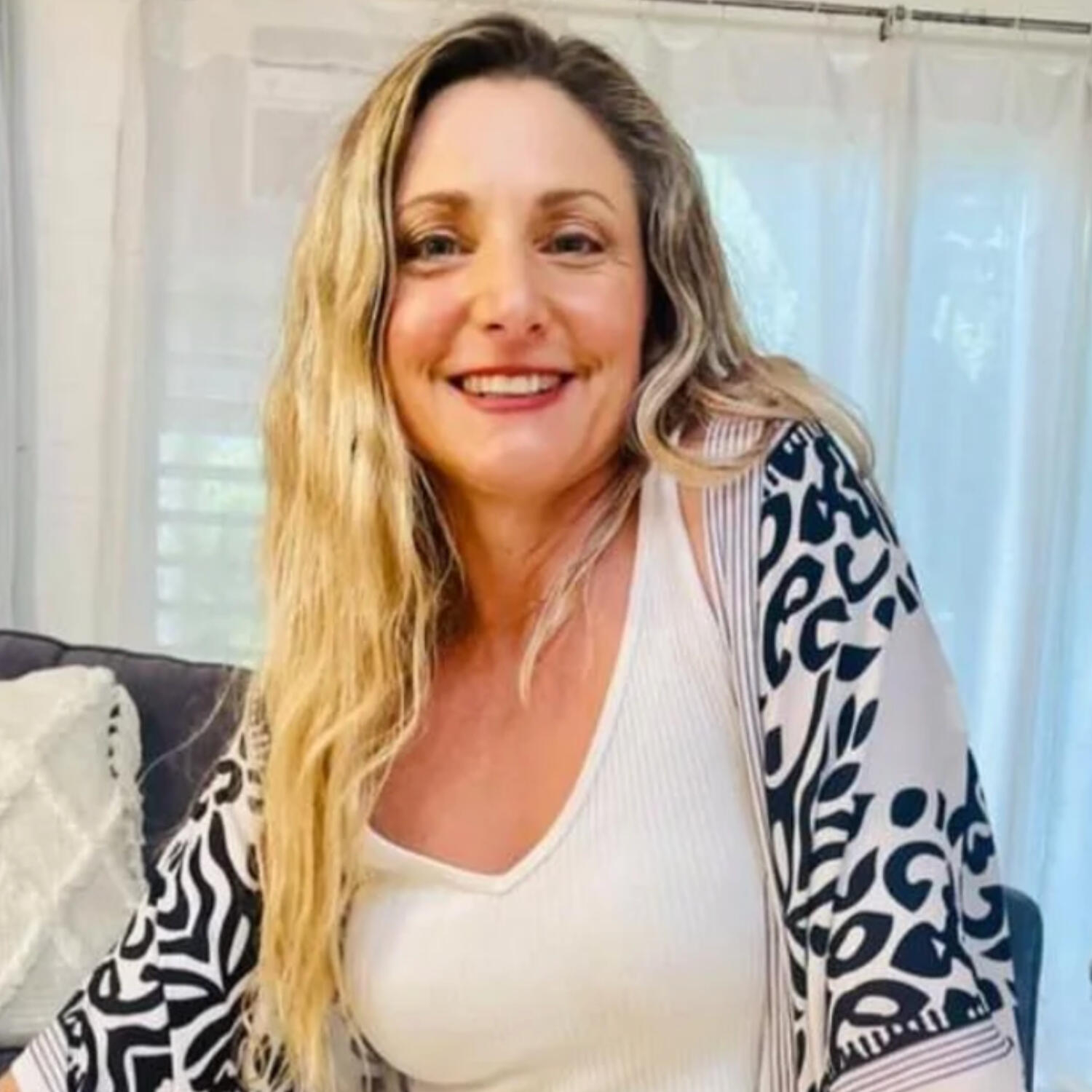 Awaken Hope with Marla Mervis-Hartmann on Love Your Body, Love Yourself episode artwork