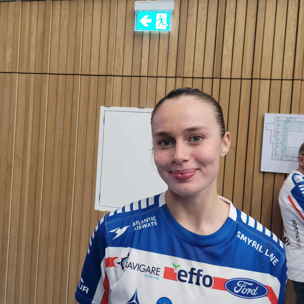 Føroyar-Montenegro, Lív Sveinbjørnsdóttir Poulsen artwork