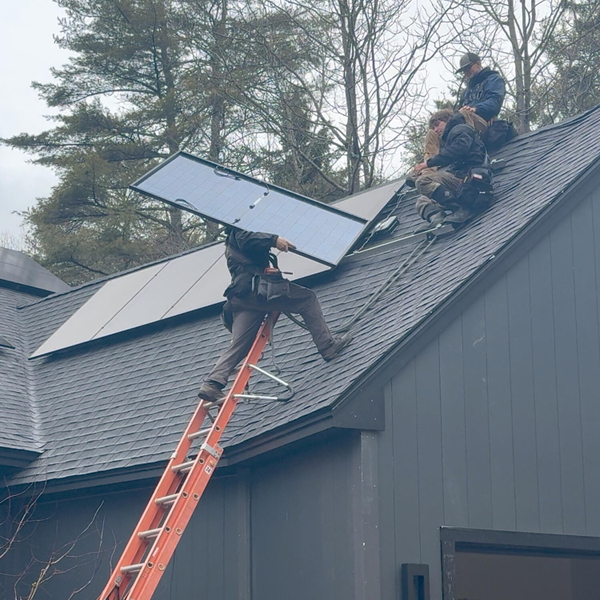 254: iLikeSolar! Jeff's Panels are Up and Running! artwork