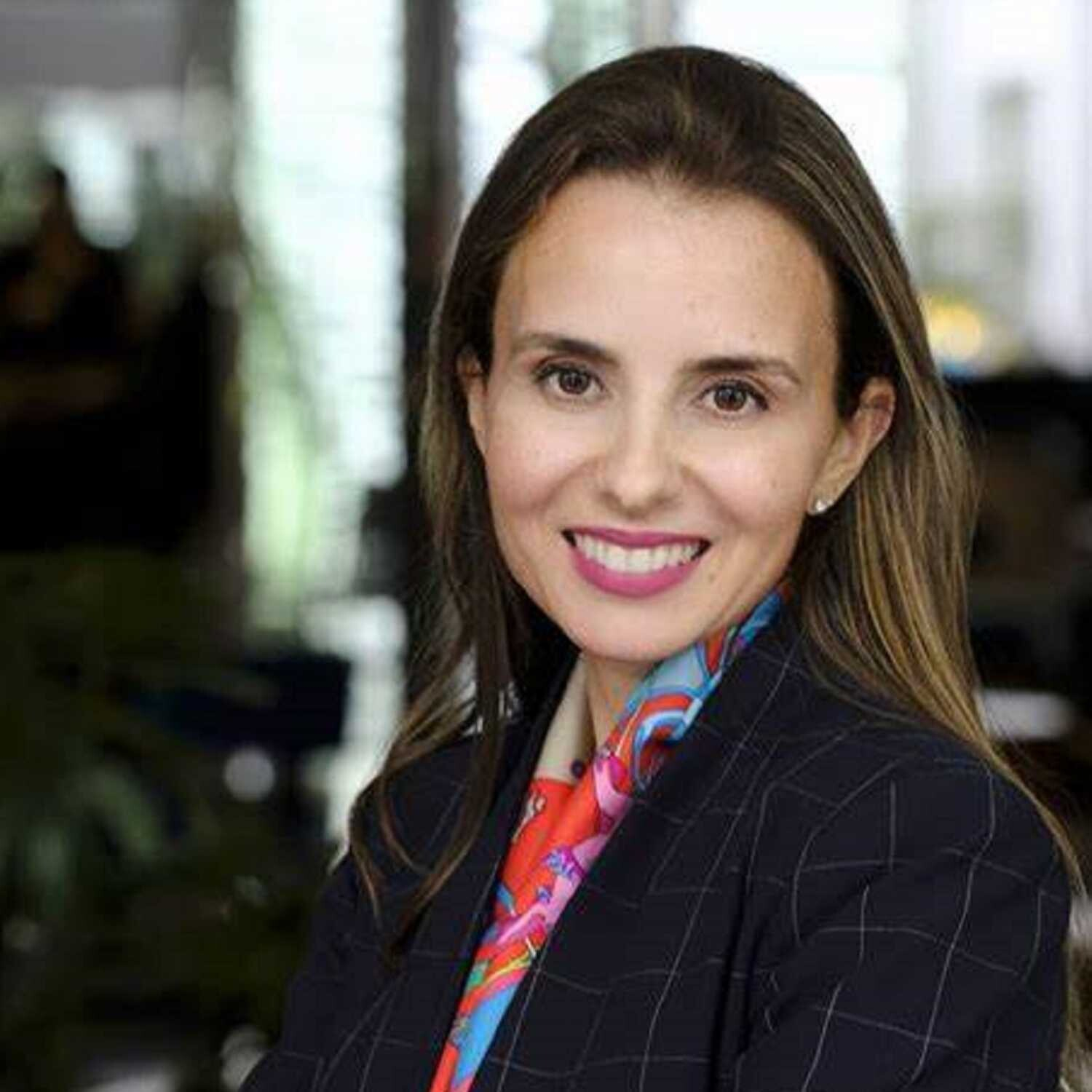 Bringing humanness into business and organizations With Alessandra Marazzi and Dr. Hynd
