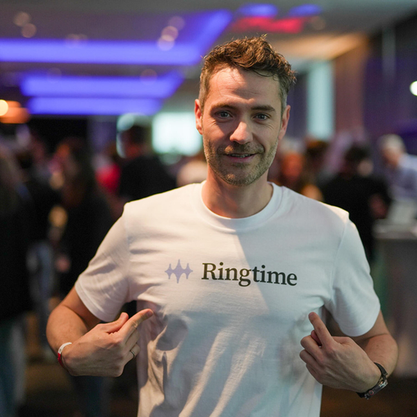 Interview met Diederik Syoen | Ringtime pre-screent kandidaten met AI-agent: ‘Het werkt gewoon te goed’ artwork