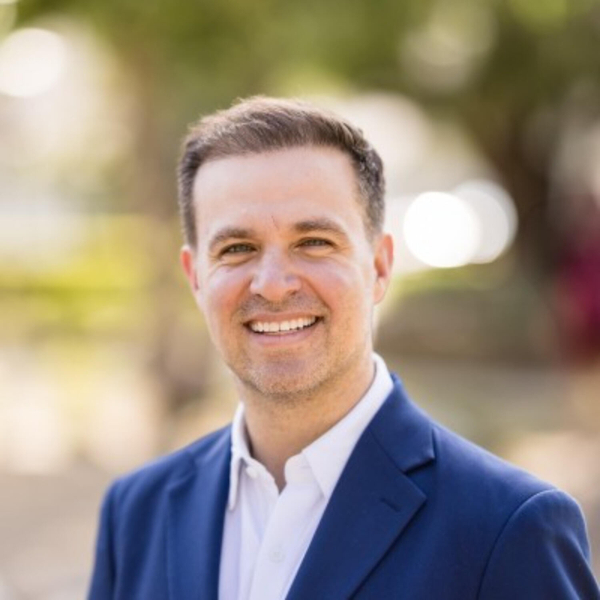 How to fix the organizational flaw that hurts NRR, Growth, and Competitiveness [Eli Portnoy & Erik Schreter] artwork