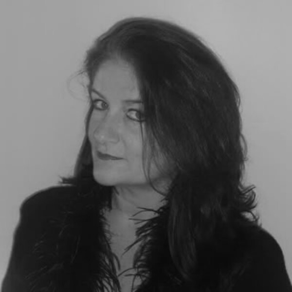 Ruth Hunter avatar