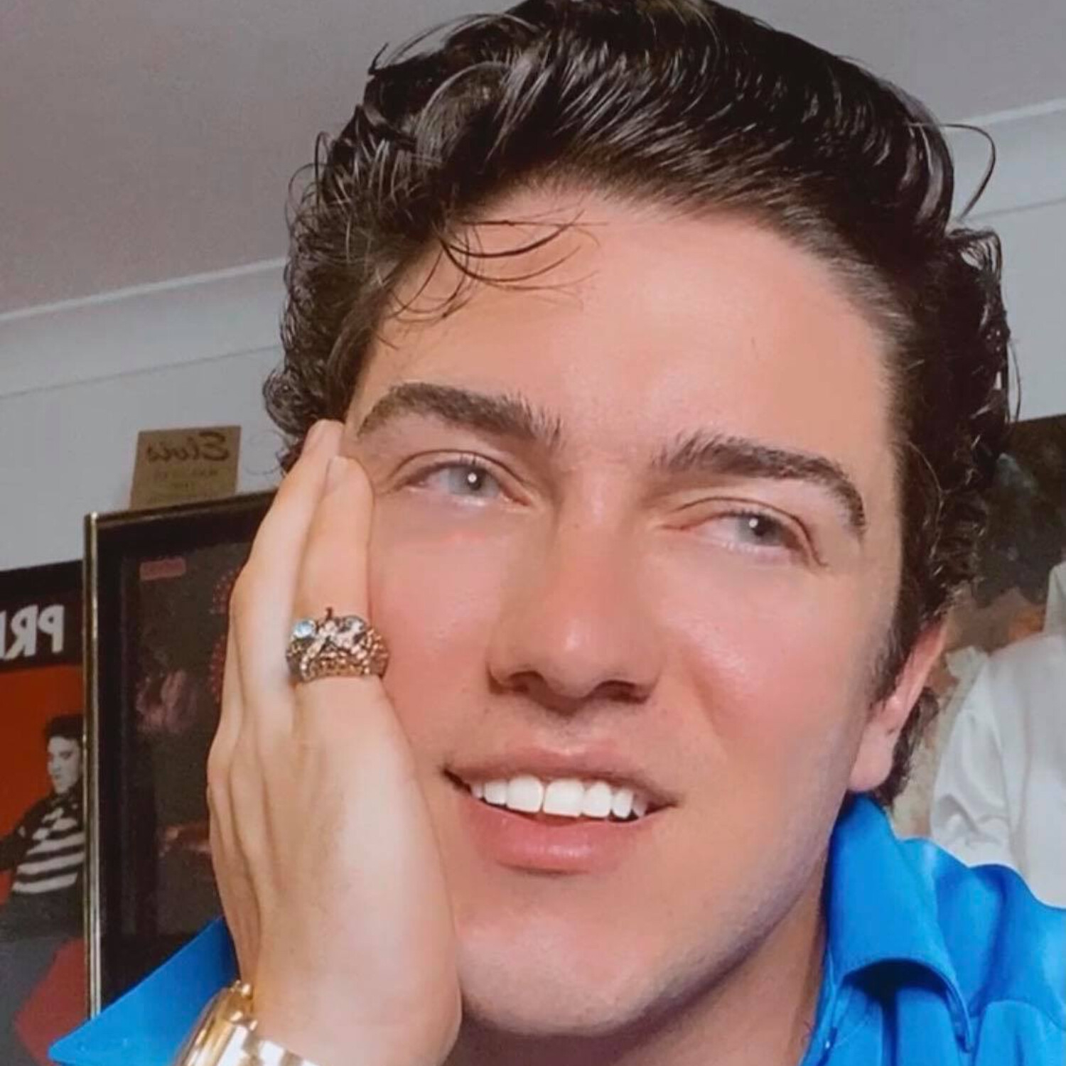 Elvis Tyronne Reno Roberts (Lip Syncs to Elvis Music) (Looks like Elvis as well)