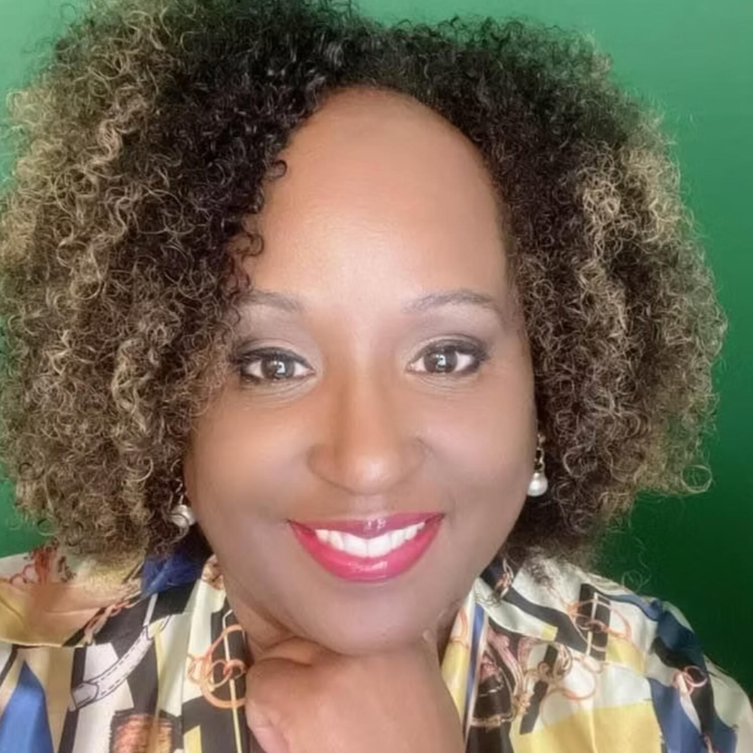 Awaken Hope with Dr Anissa Short on Voices of Quintessential Woman episode artwork