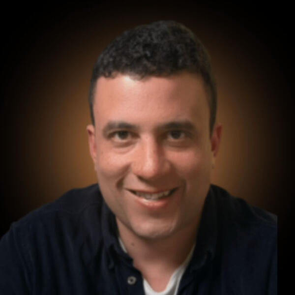 Tarik Hennen avatar
