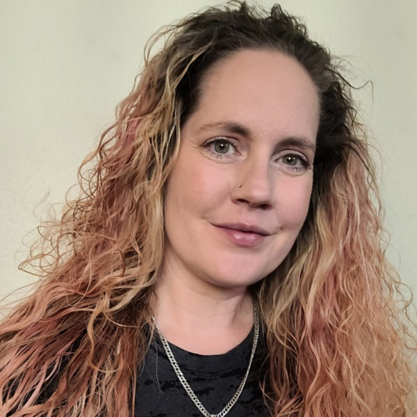 Bonnie Hewitt Entrepreneur- Unbreakable artwork